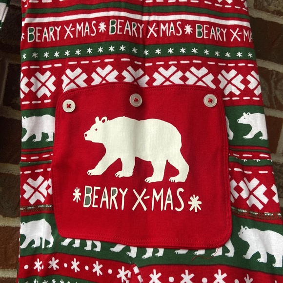 B1G2F 🚨 Hatley one piece Christmas themed pjs - Picture 6 of 6